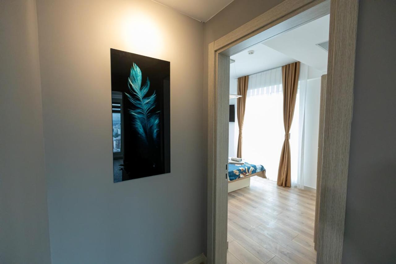 19Th & 18Th Floor Secure Apartments With Pool & Fitness & Parking Included In Price Skopje Exterior foto
