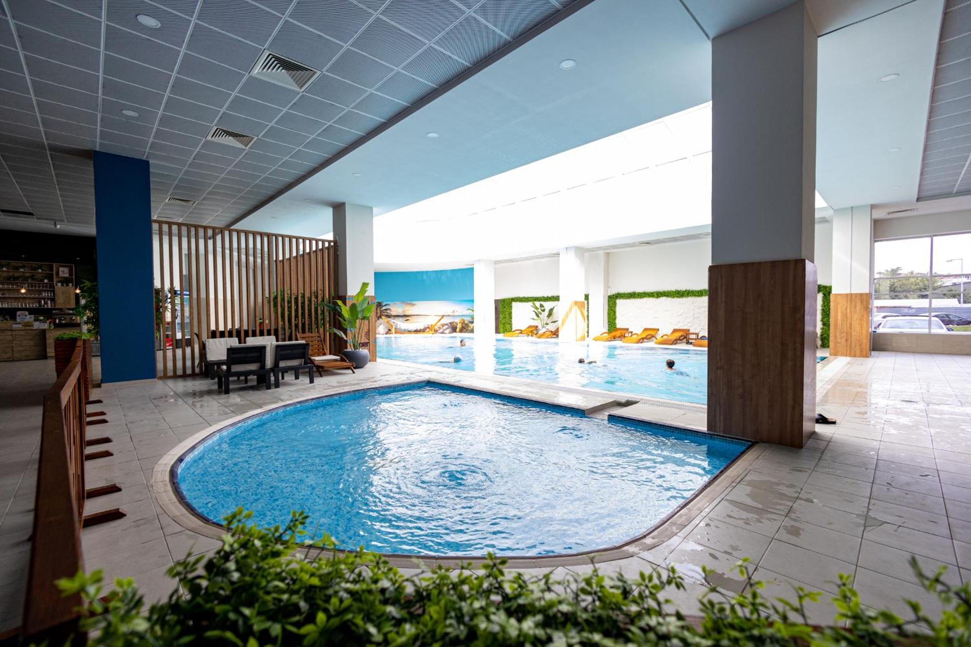 19Th & 18Th Floor Secure Apartments With Pool & Fitness & Parking Included In Price Skopje Exterior foto
