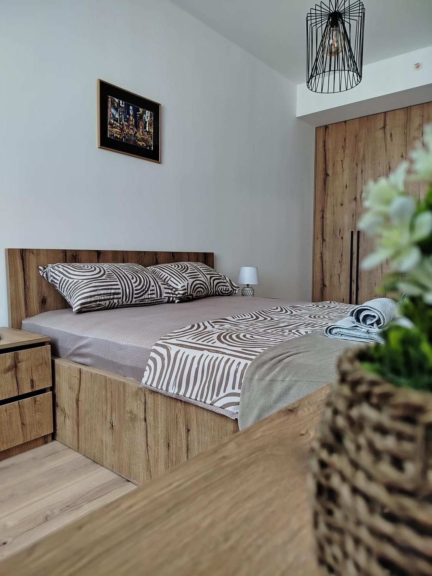 19Th & 18Th Floor Secure Apartments With Pool & Fitness & Parking Included In Price Skopje Exterior foto